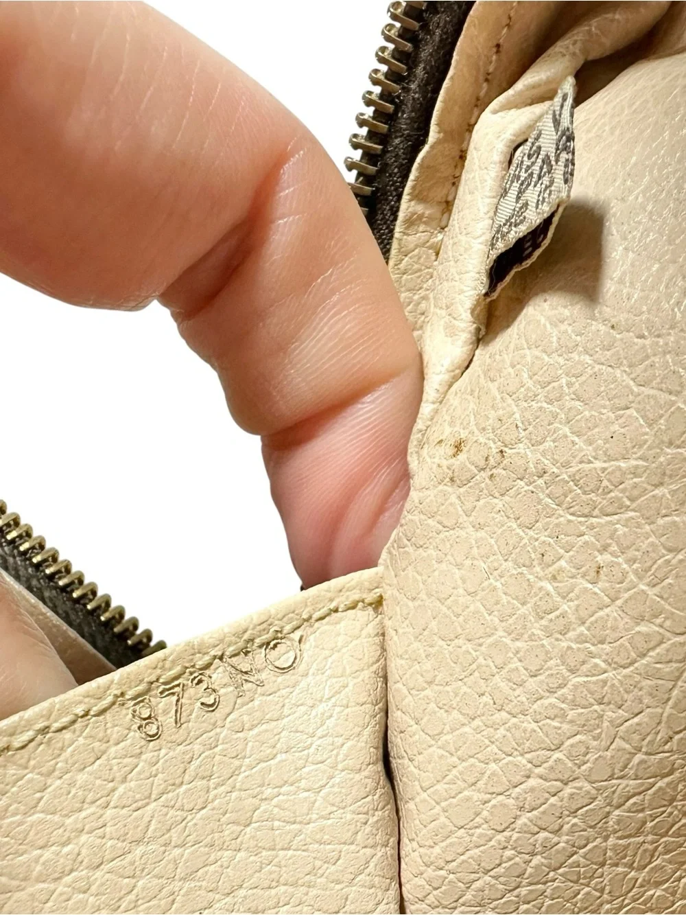 Louis Vuitton 1987 Monogram Leather Vintage Toiletry 28 Trousse Clutch Cosmetic